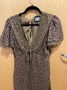 Reclaimed Vintage Floral Tie-Front maxi dress